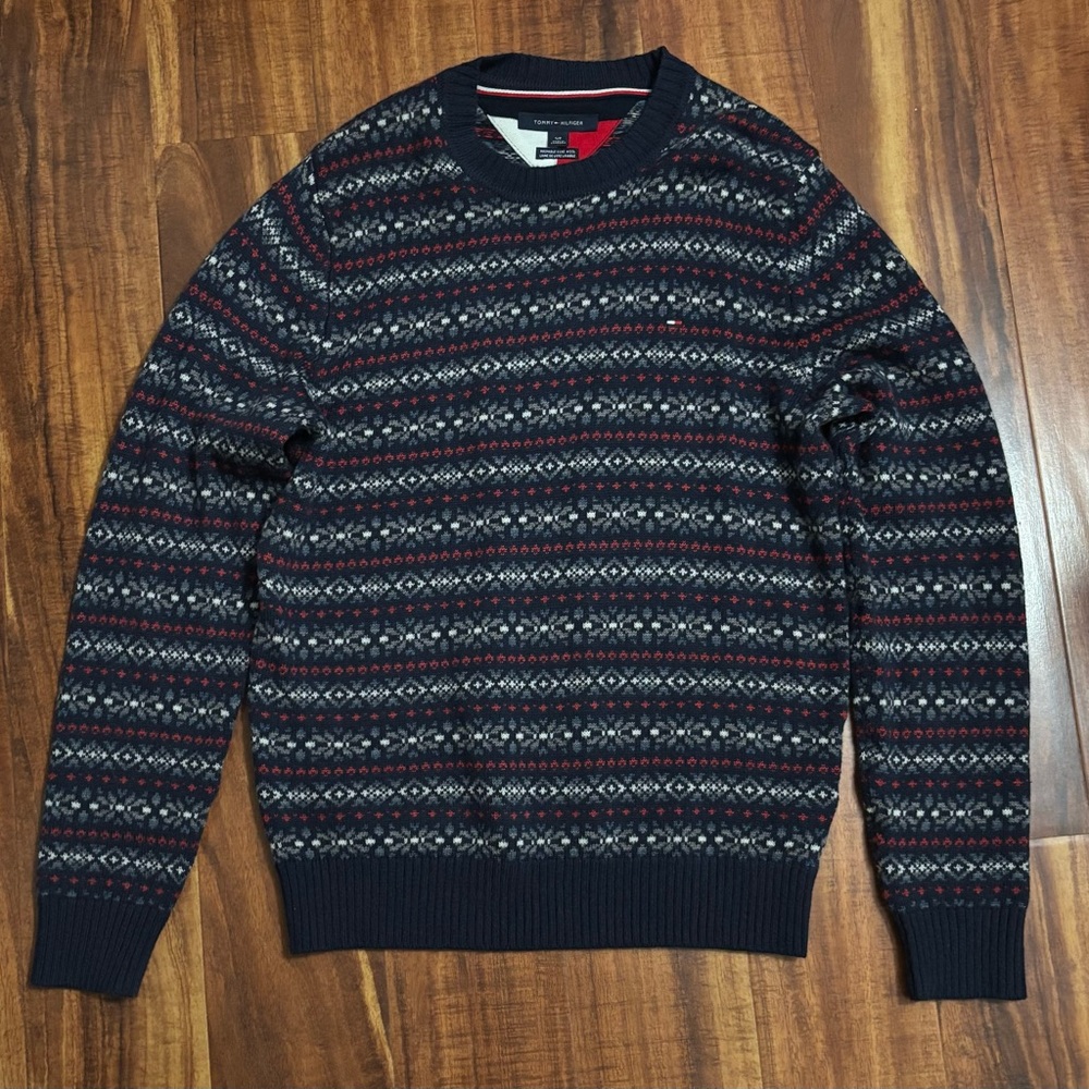 Men's Tommy Hilfiger Navy and Red Patterned Sweater